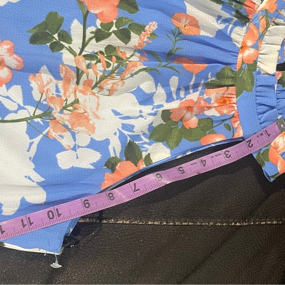 VINCE CAMUTO
Flare Dress Blue Size 8 - Picture 6 of 10